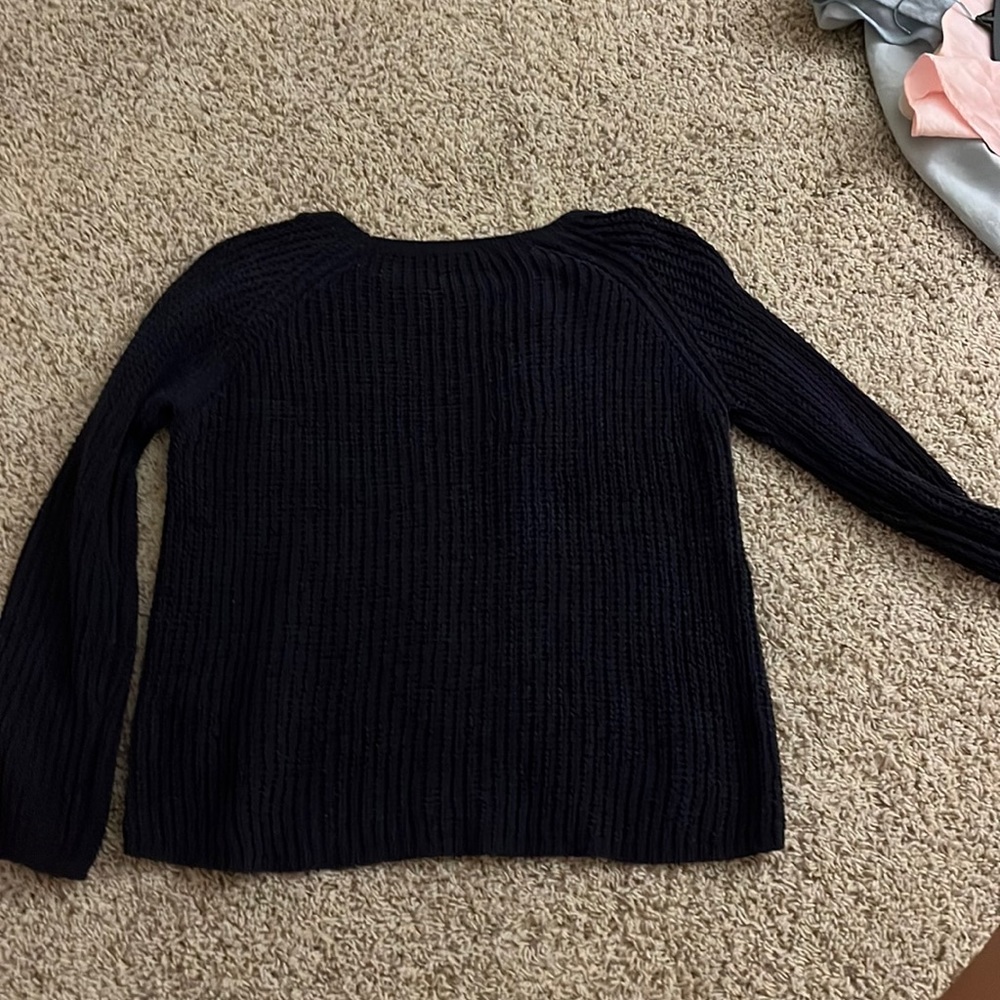 BB Dakota sweater, navy, super cute and comfy